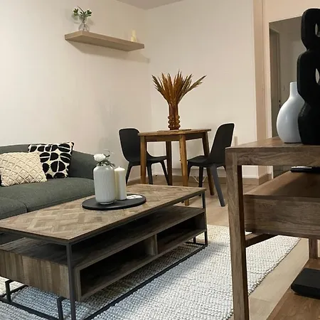Mc Suite Cmz Metropolis Placeducale Charleville-Mézières Extérieur photo